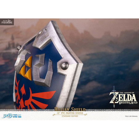 Replica Hylian Shield Standard or Collector - The Legend of Zelda ...